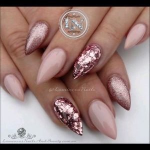 Meet your Posher, Stacy